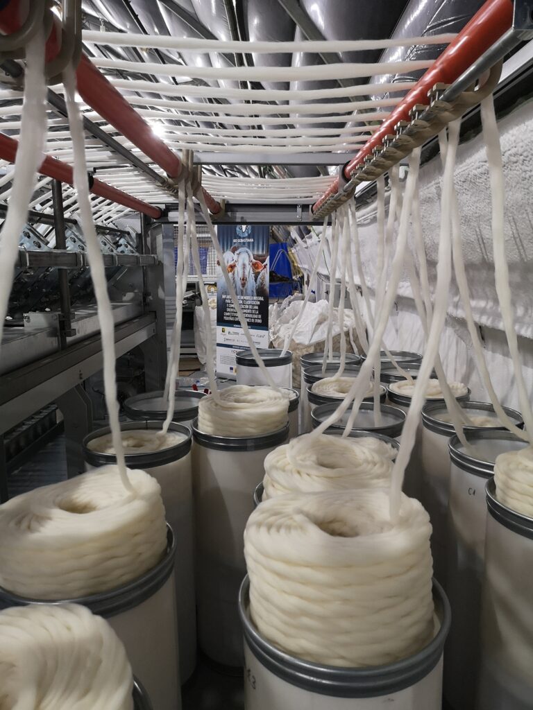 hiladora-cubos-lana-minimill-ovintegral-lanificios